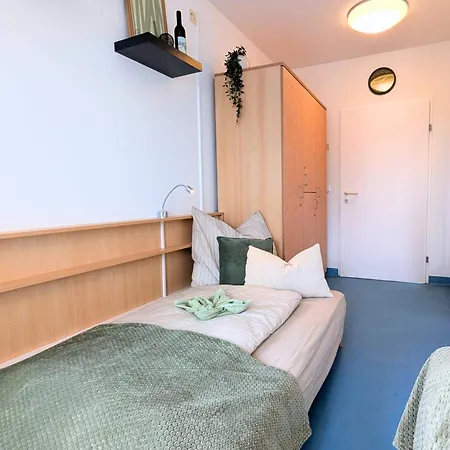 Couette-café Gemuetliche Private Mit Fruehstueck