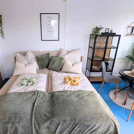 Couette-café Gemuetliche Private Mit Fruehstueck *